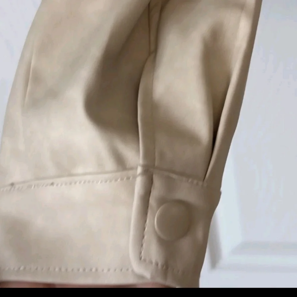 HUNTER & BROWN Women's Tan Leather Jacket NWT Size L‎ And XL Color Beige
